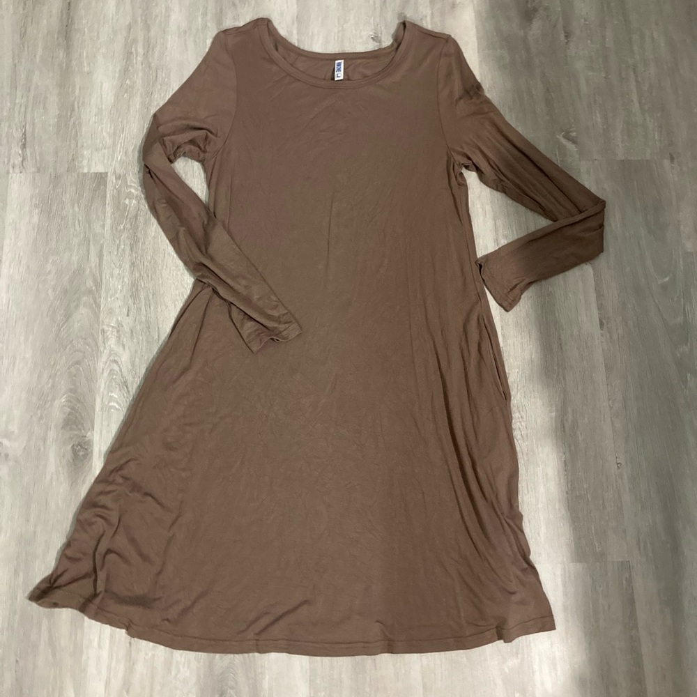 Himone Tan Long Sleeve Solid Dress with Pockets Large - Picture 7 of 13